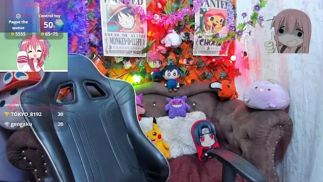 Chat +18 de ravenn_20 ao vivo