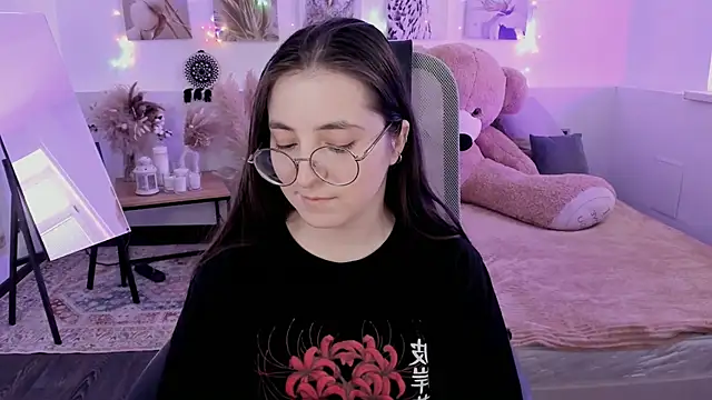 VirtuallVoyant Chat XXX live