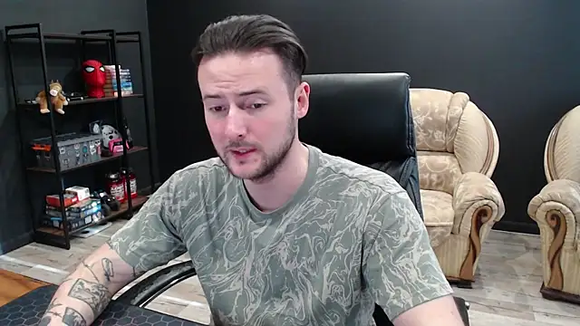 MihasikD Live XXX-chat