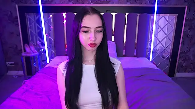 WildKittenX_'s Live XXX Chat