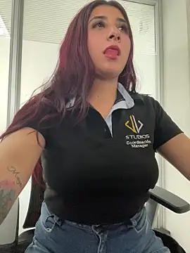 Nahomy_Benett 在線直播表演