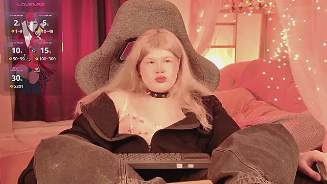 LilithNlsn 即時 XXX 聊天