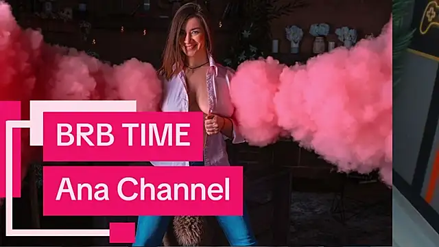 AnaMills' Live XXX Chat