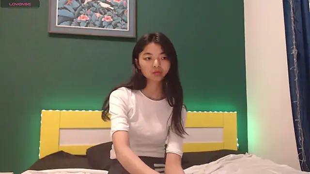 Shy_Kira webcam show