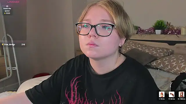 Lauraaa_Smithn Live XXX chat