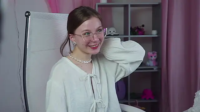 ElliFrankenweenie's Live XXX Chat