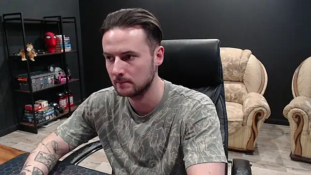 MihasikD Adlı Modelin Web Kamerası Şovu