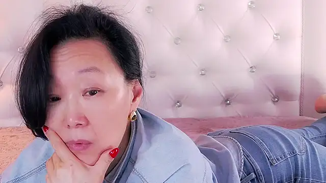 S_andra_ élő XXX-chatje