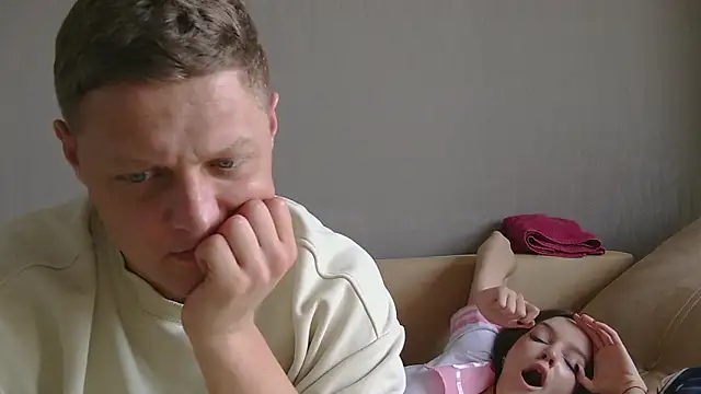 Онлайн чат XXX CandySurprise19