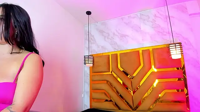 Miss_Scarlett22's Live XXX Chat