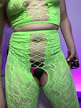 Chatroom XXX en direct de your_little_girl7