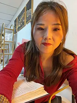 Efangfang 网络视讯表演