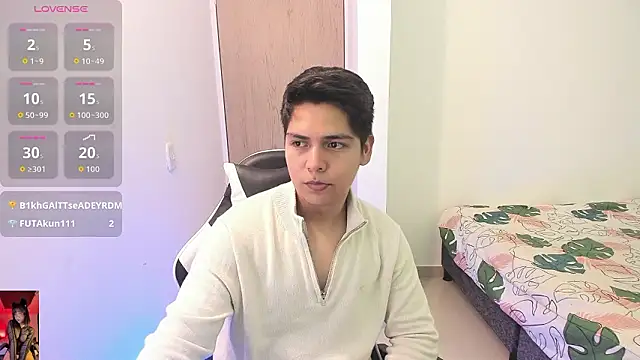 Asta_YunoXXX Adlı Modelin Web Kamerası Şovu