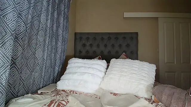 nanababe1n Live XXX chat