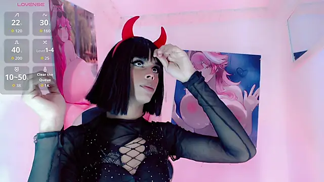 Stefani__R Show in webcam