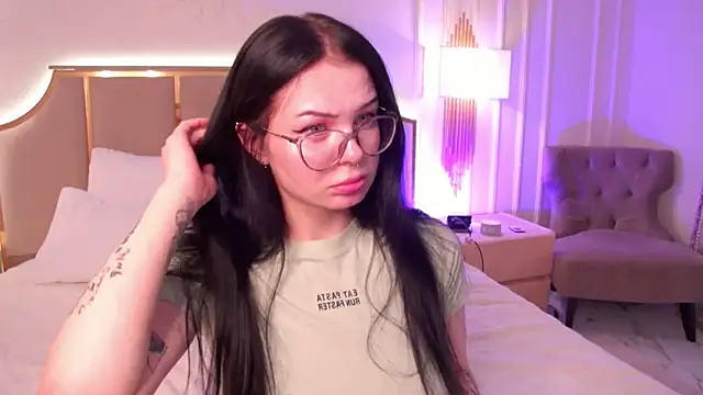 Вебкам-шоу CindyMil