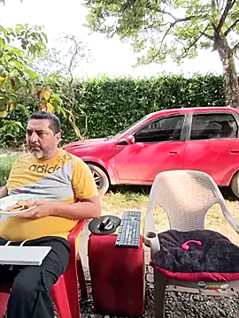 hotandfierylatinos2023 élő XXX-chatje