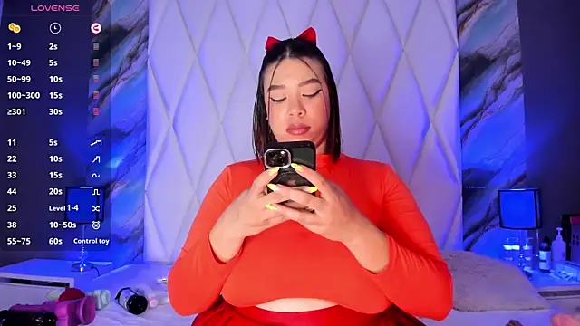 DanniaMonroee's Live XXX Chat