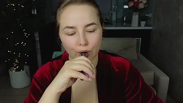 Živý XXX chat Mira_Mermayd