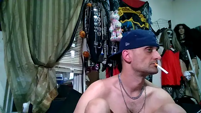 slinginbigD: онлайн-секс-чат