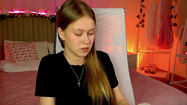 XXX chat uživo modela EveMundie