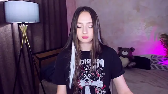 XXX chat uživo modela JasmineCream