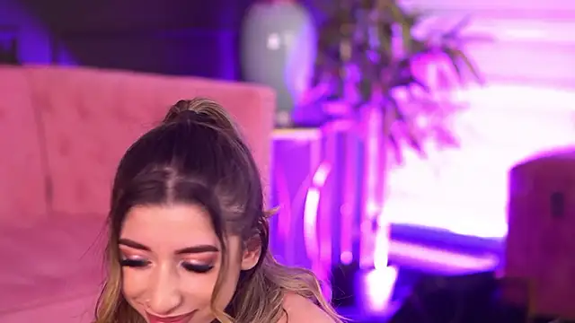 OdetteMason's Live XXX Chat