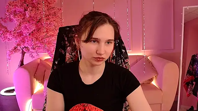 TessaMill 即時 XXX 聊天