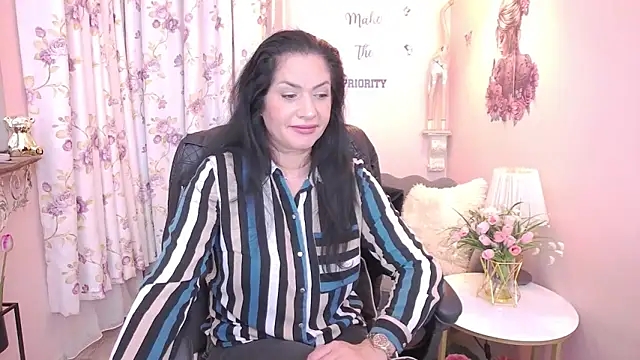 XXX chat uživo modela MyLovOne