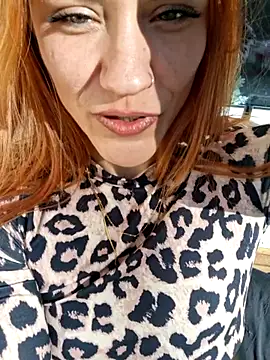 SlimBellaa Webcam-Show