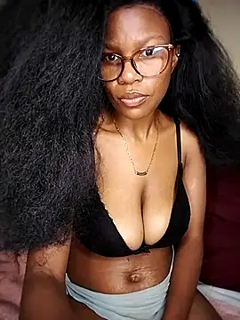 XXX chat uživo modela Seductive_Yellow_Titties