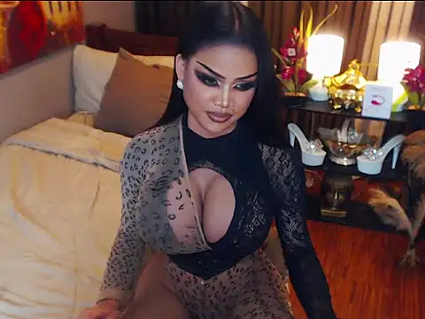 Show modela CleoHarkness na web-kameri