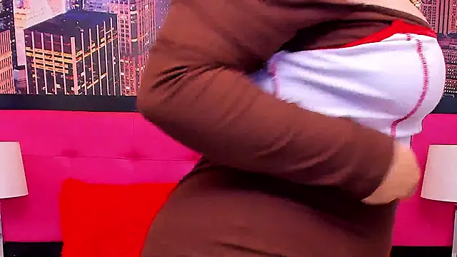 Chat XXX en directo de MillyHotsoon