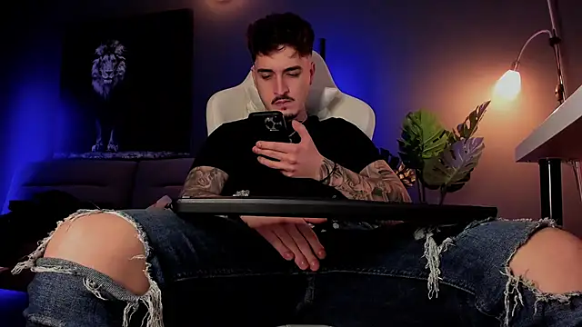 uptomatty Webcam show