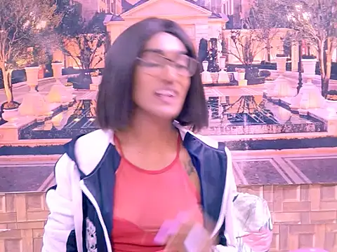 IndianRebel4u2Luv 即時 XXX 聊天