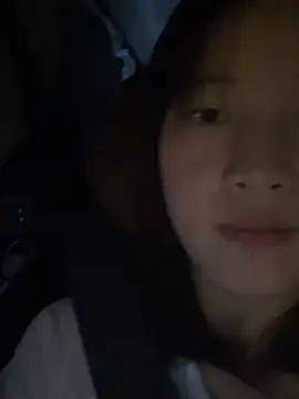 littleqiu 在線直播表演