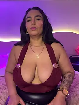 Vicky_Saidi 即時 XXX 聊天