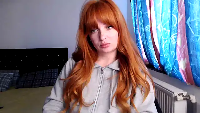 Red_Nikaa 即時 XXX 聊天