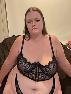 Chat +18 de carinabro10 ao vivo