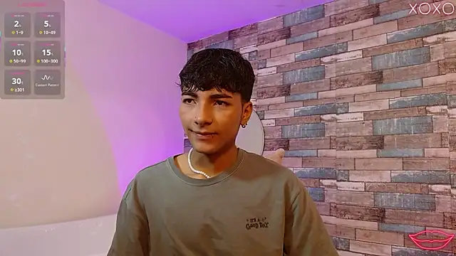 osamu_tay Adlı Modelin Canlı XXX Sohbeti