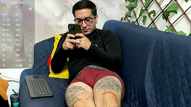 Doug_Master Webcam-Show