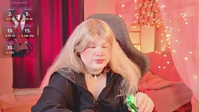 LilithNlsn 即時 XXX 聊天