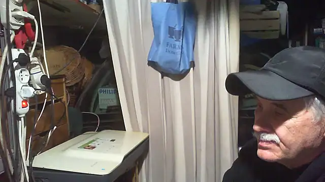 nonnomaturobisex Adlı Modelin Canlı XXX Sohbeti