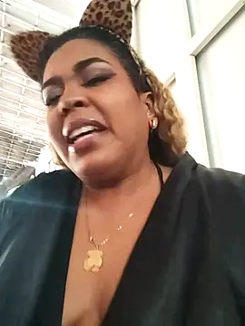 ELLA_KELLY's Live XXX Chat