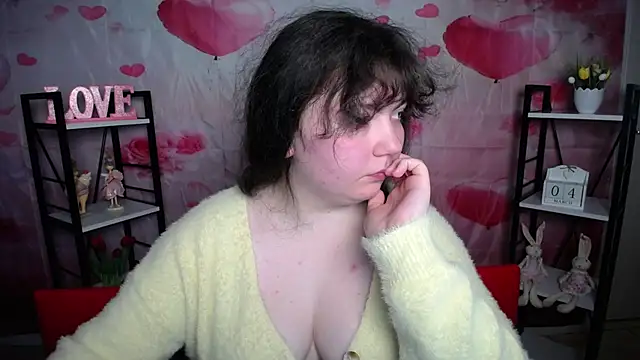 Show modela NeonilaLisova na web-kameri