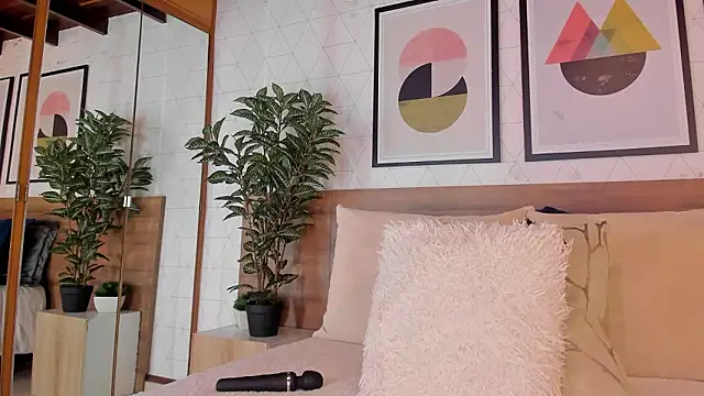 susan_cute198 Adlı Modelin Canlı XXX Sohbeti