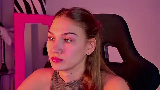 Chat +18 de Sweet_Emilya ao vivo