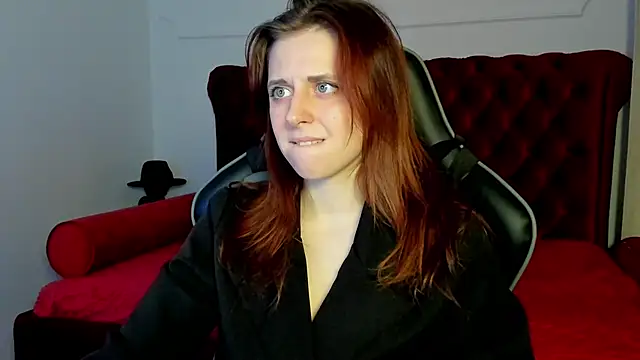 XXX chat uživo modela FreyaVey