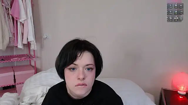 KatieMelone's Live XXX Chat
