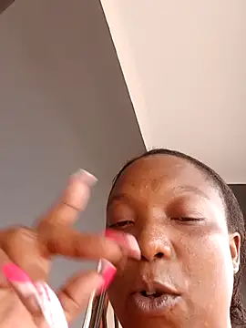 Chat XXX ao vivo de Queentittiex01